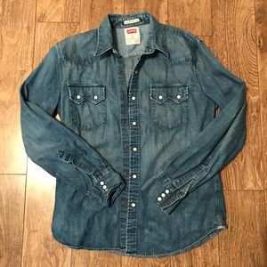 Levi Sawtooth Pocket Western 💥CLOSET CLEAR OUT💥